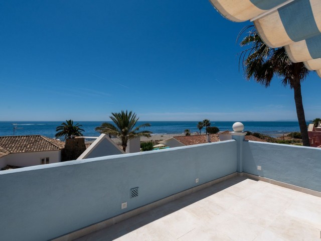 6 Makuuhuoneen Huvila Puerto Banús