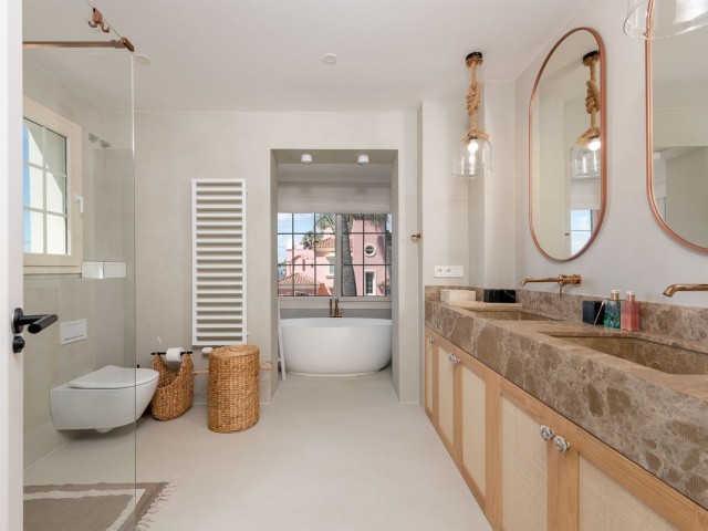 6 Soveroms Villa i Puerto Banús