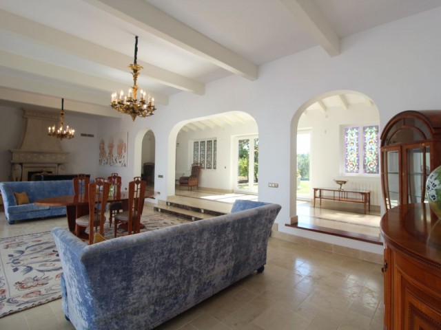 5 Bedrooms Villa in San Pedro de Alcántara