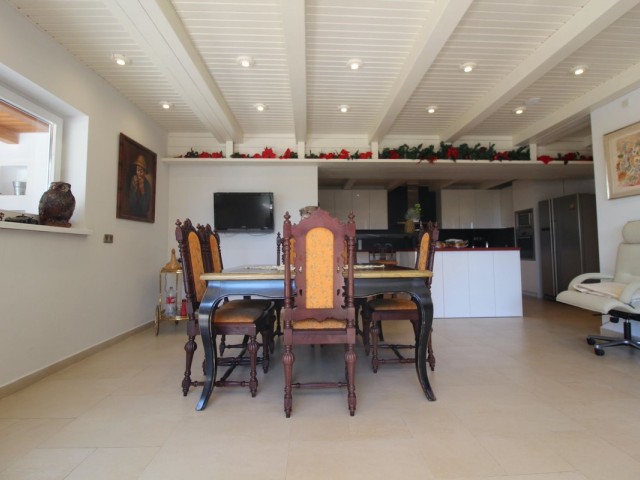 5 Bedrooms Villa in San Pedro de Alcántara