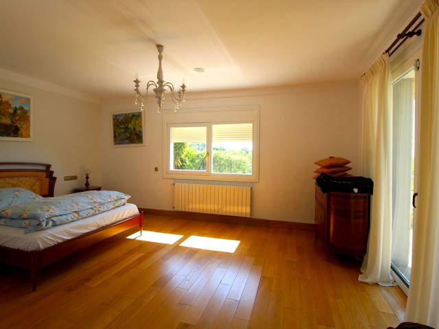 5 Bedrooms Villa in San Pedro de Alcántara