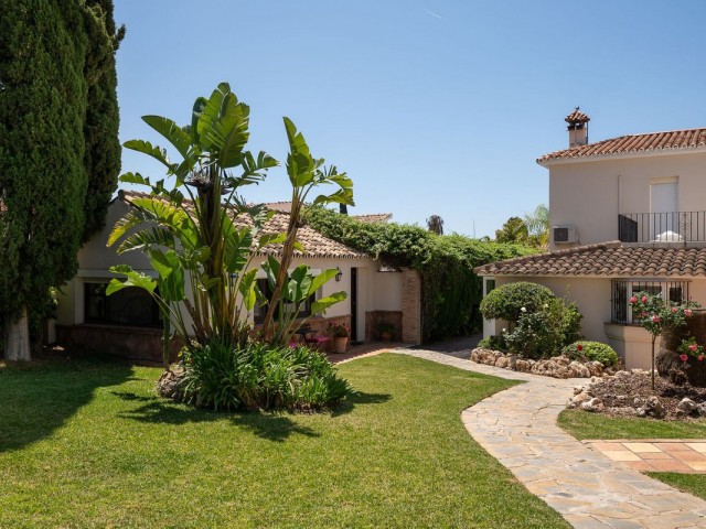 6 Bedrooms Villa in Río Real