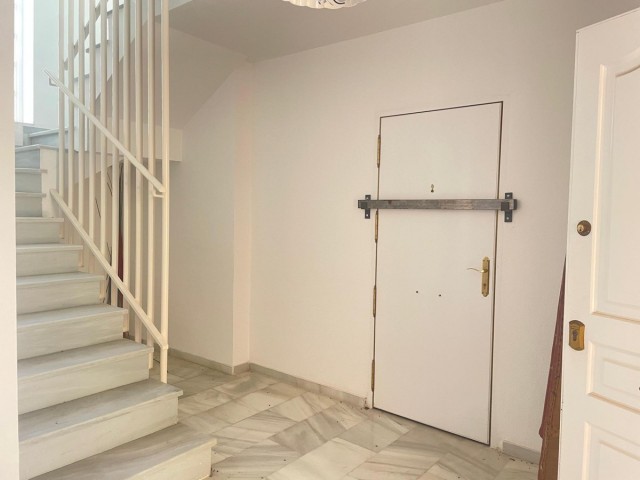 Maison mitoyenne avec 3 Chambres  à Arroyo de la Miel