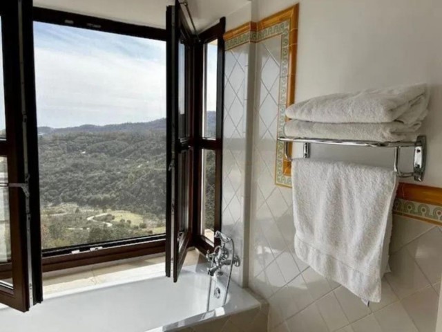 2 Soveroms Rekkehus i Benahavís