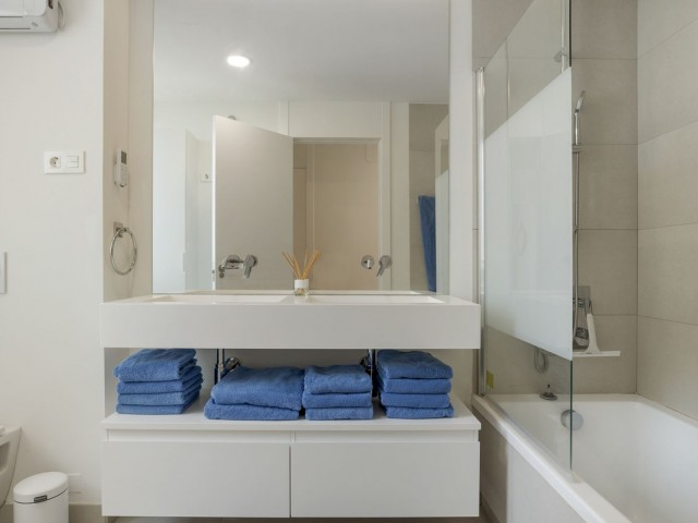 Apartamento con 2 Dormitorios  en Calanova Golf