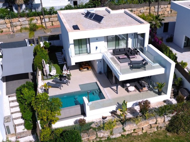 4 Soveroms Villa i Atalaya