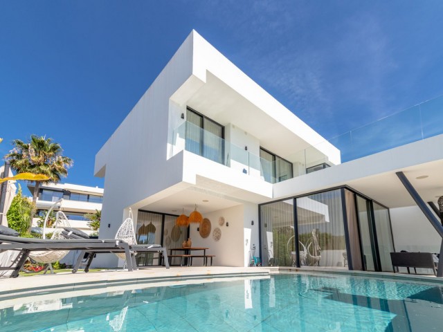 4 Soveroms Villa i Atalaya