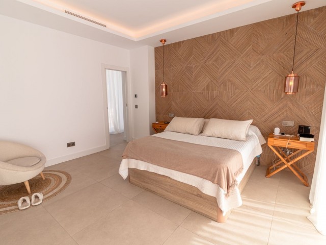 4 Soveroms Villa i Atalaya