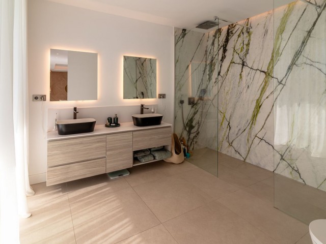 4 Soveroms Villa i Atalaya