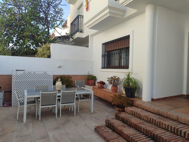 4 Bedrooms Townhouse in Cancelada