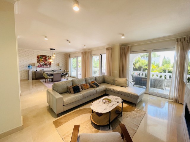 5 Bedrooms Villa in Nagüeles