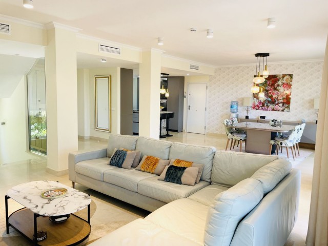 5 Bedrooms Villa in Nagüeles