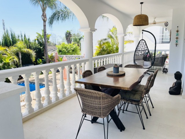 5 Bedrooms Villa in Nagüeles