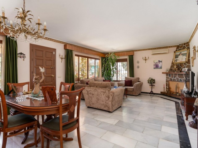 Villa, Arroyo de la Miel, R5045401