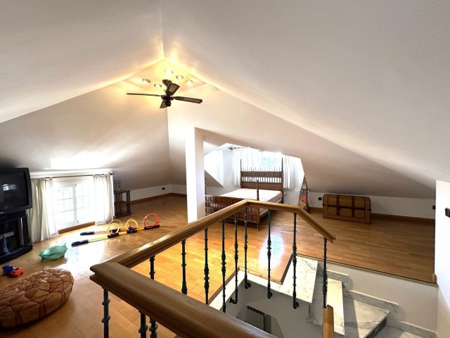 5 Schlafzimmer Villa in San Pedro de Alcántara