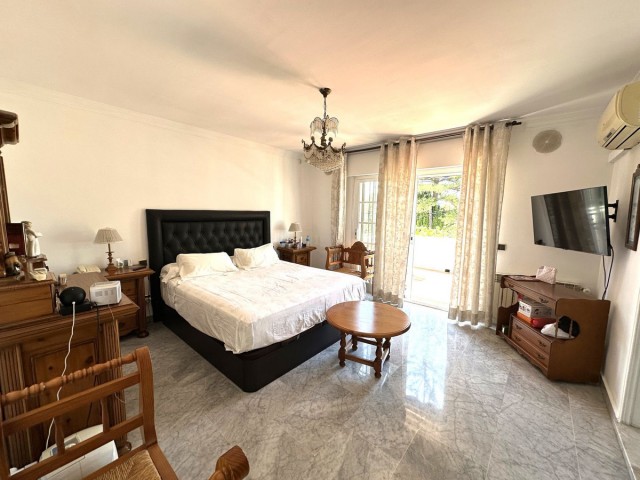 5 Schlafzimmer Villa in San Pedro de Alcántara