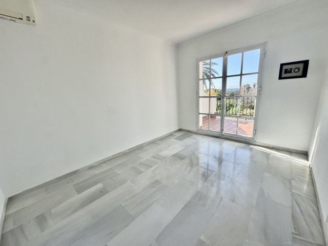 3 Slaapkamer Rijtjeshuis in Estepona
