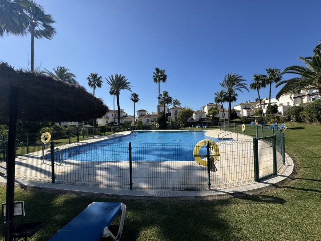 3 Slaapkamer Rijtjeshuis in Estepona