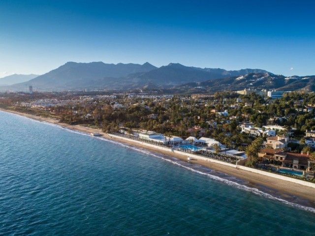 7 Bedrooms Villa in Los Monteros