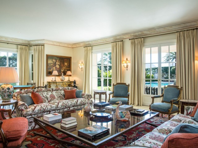 7 Bedrooms Villa in Los Monteros