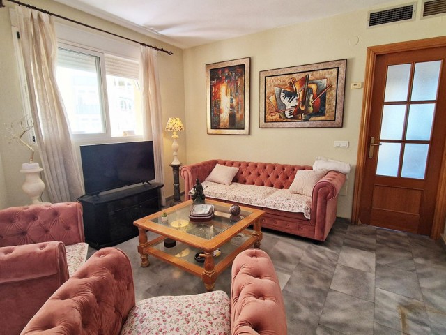 Apartment, Arroyo de la Miel, R5047081