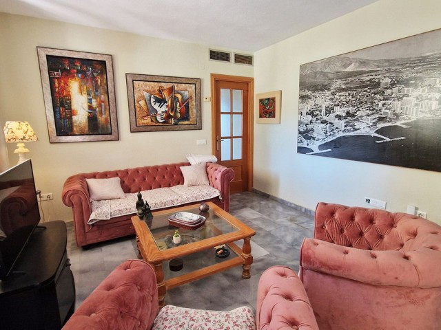 Apartment, Arroyo de la Miel, R5047081