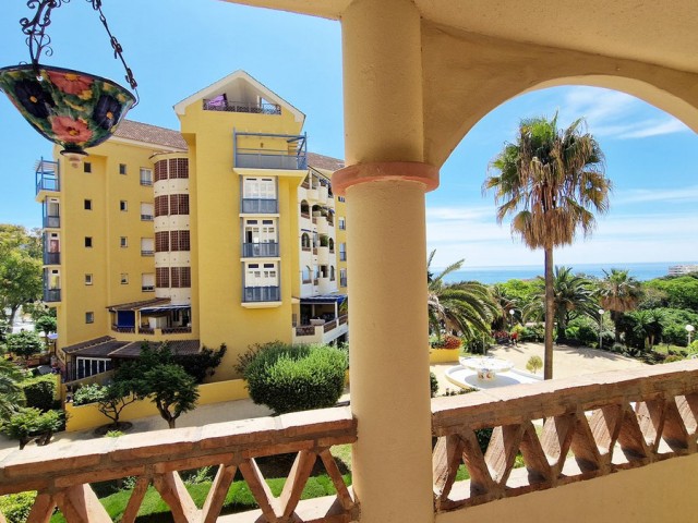 3 Bedrooms Apartment in Arroyo de la Miel