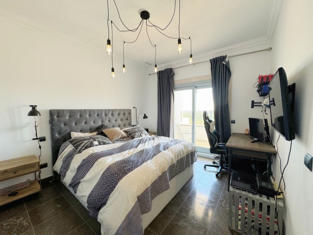 5 Bedrooms Villa in Sotogrande