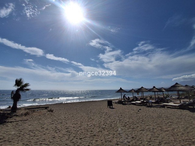 Kattohuoneisto New Golden Mile