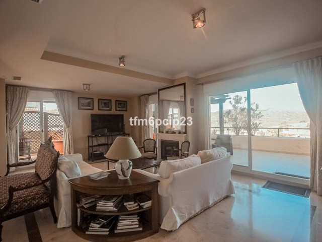 Appartement avec 4 Chambres  à San Roque Club