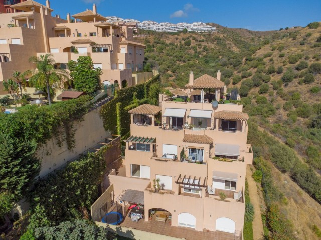 Penthouse in Calahonda