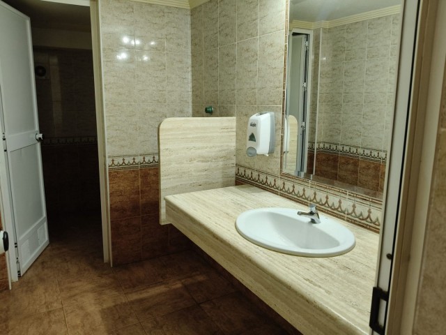 Commercial in La Carihuela