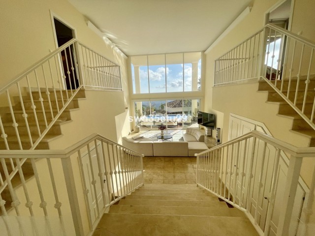 3 Soveroms Villa i Istán