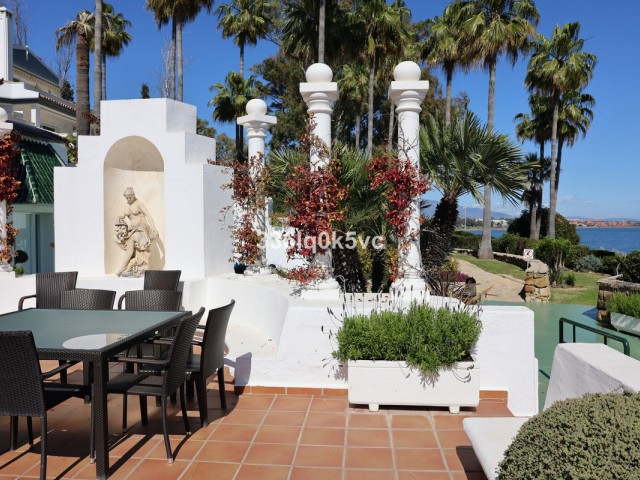 5 Slaapkamer Rijtjeshuis in Estepona