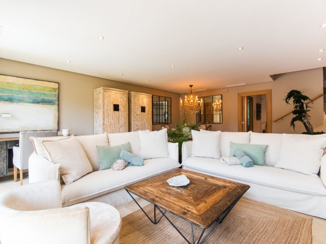 2 Slaapkamer Rijtjeshuis in Nagüeles