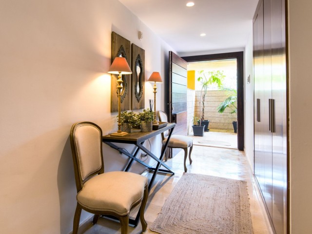 2 Slaapkamer Rijtjeshuis in Nagüeles