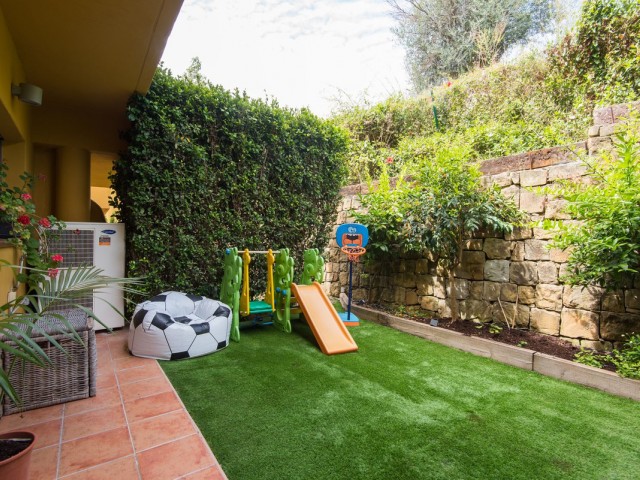 2 Slaapkamer Rijtjeshuis in Nagüeles