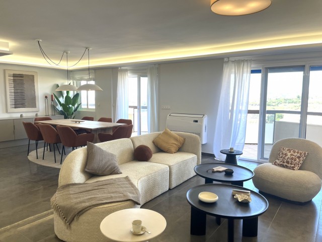 4 Bedrooms Apartment in Torreblanca