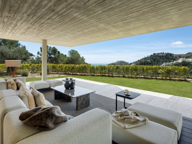 Villa con 7 Dormitorios  en El Madroñal