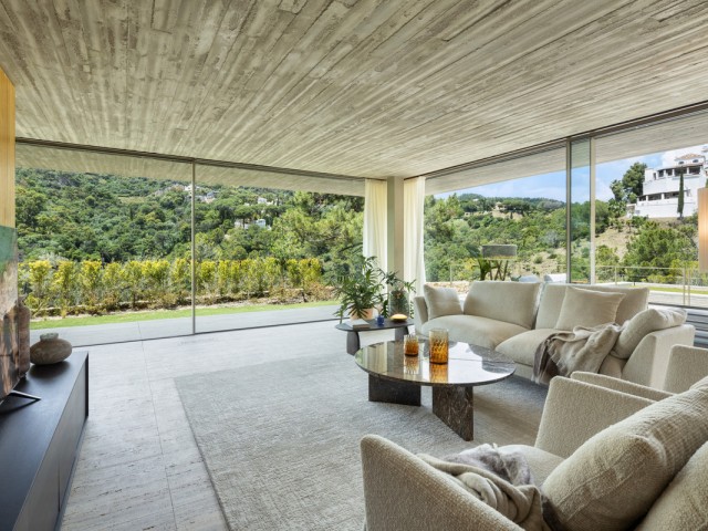 Villa con 7 Dormitorios  en El Madroñal