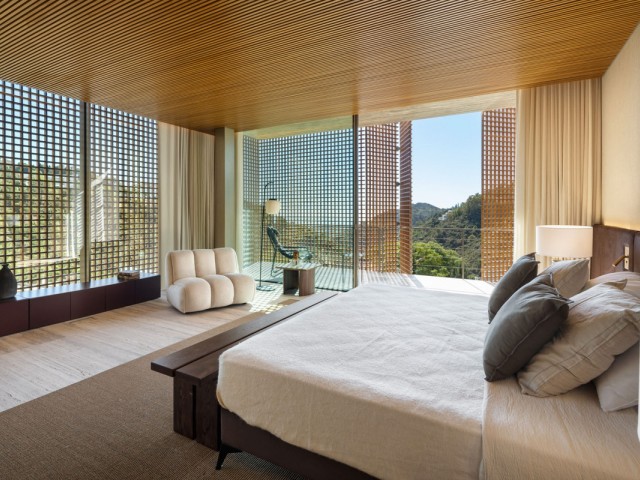 7 Bedrooms Villa in El Madroñal