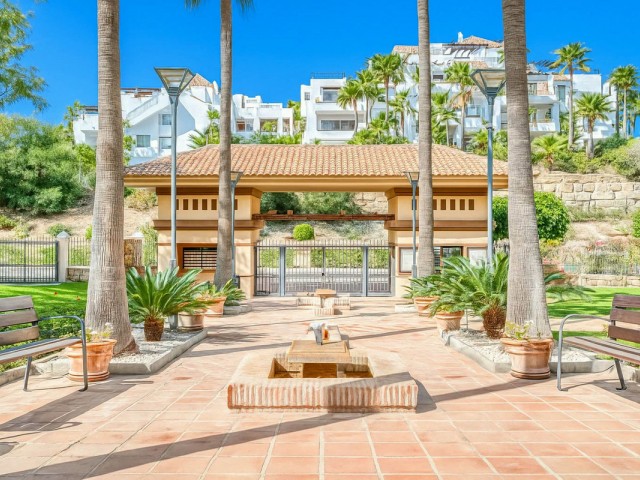 Apartment, Benahavis, R5049574