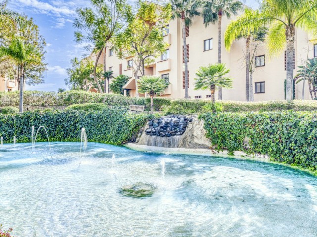 Apartment, Benahavis, R5049574