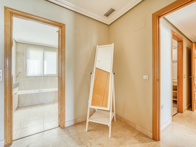 2 Schlafzimmer Apartment in Benahavís