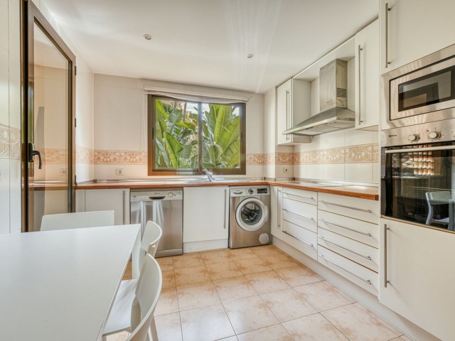 2 Schlafzimmer Apartment in Benahavís