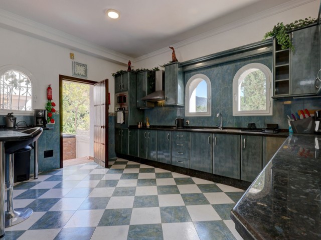 6 Schlafzimmer Villa in Benahavís