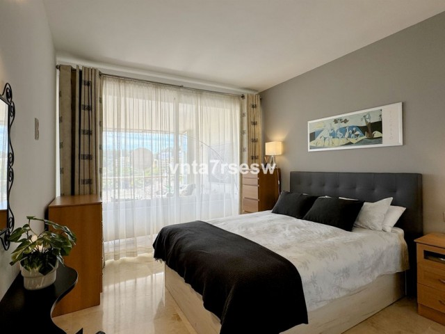 Apartment, Riviera del Sol, R5051212