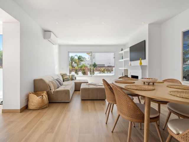4 Bedrooms Townhouse in San Pedro de Alcántara