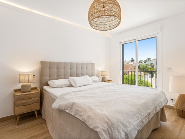 4 Makuuhuoneen Rivitalo San Pedro de Alcántara