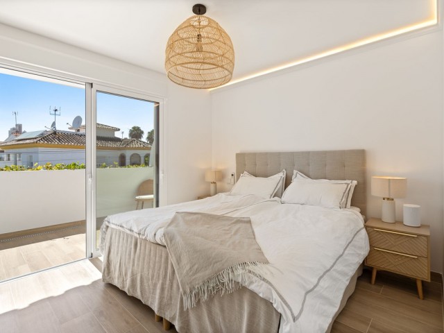 4 Slaapkamer Rijtjeshuis in San Pedro de Alcántara